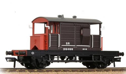 38-400B Bachmann SR 25T Pill Box Brake Van L/H Duckets SR Brown