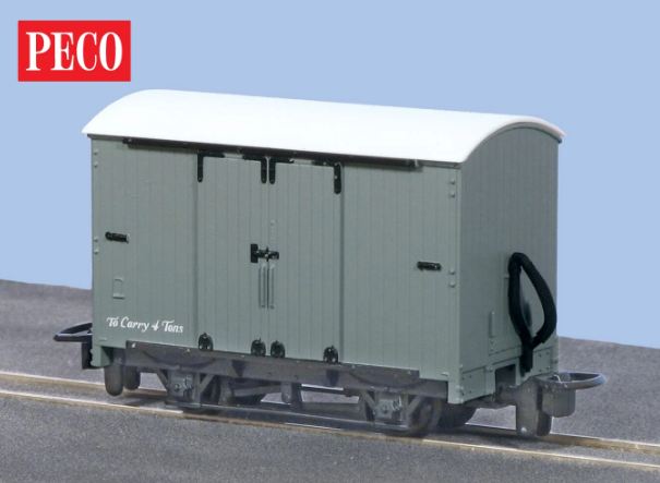 Gr 2 Peco Box Van L Br Livery Unlettered