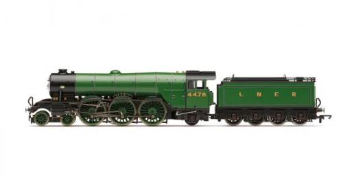 R30270 Hornby LNER A1 4478 Hermit Big 4 Centenary Collection