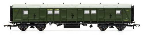 R60020 Hornby SR, Luggage Van, 2362 - Era 3