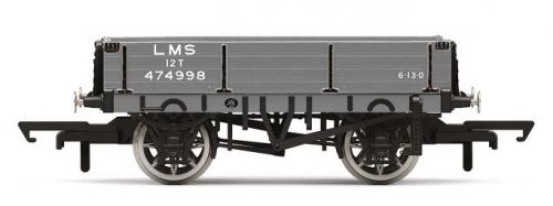 R60022 Hornby 3 Plank Wagon, LMS - Era 3